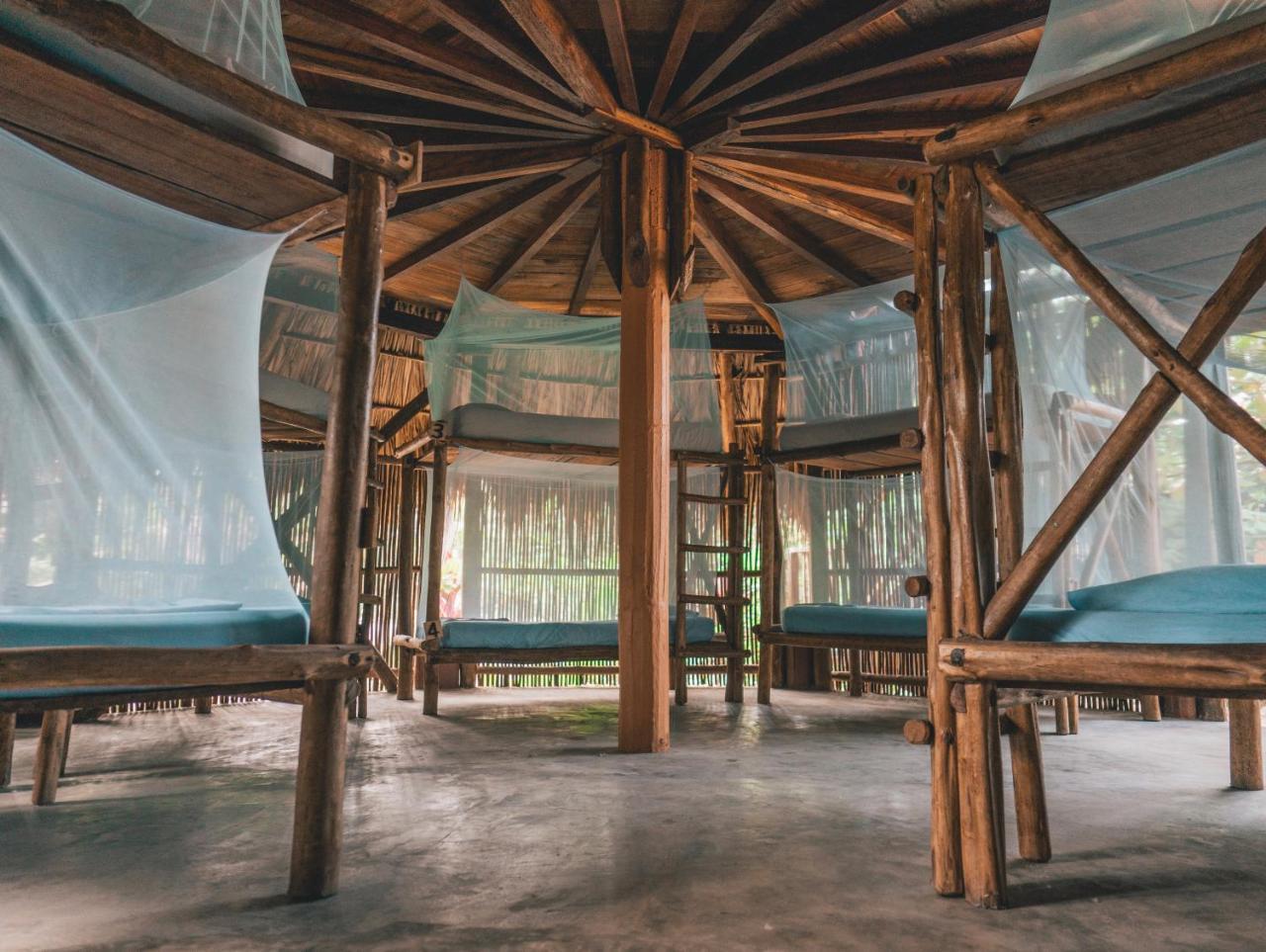 Los Hermanos Beach Hostal Guachaca Εξωτερικό φωτογραφία